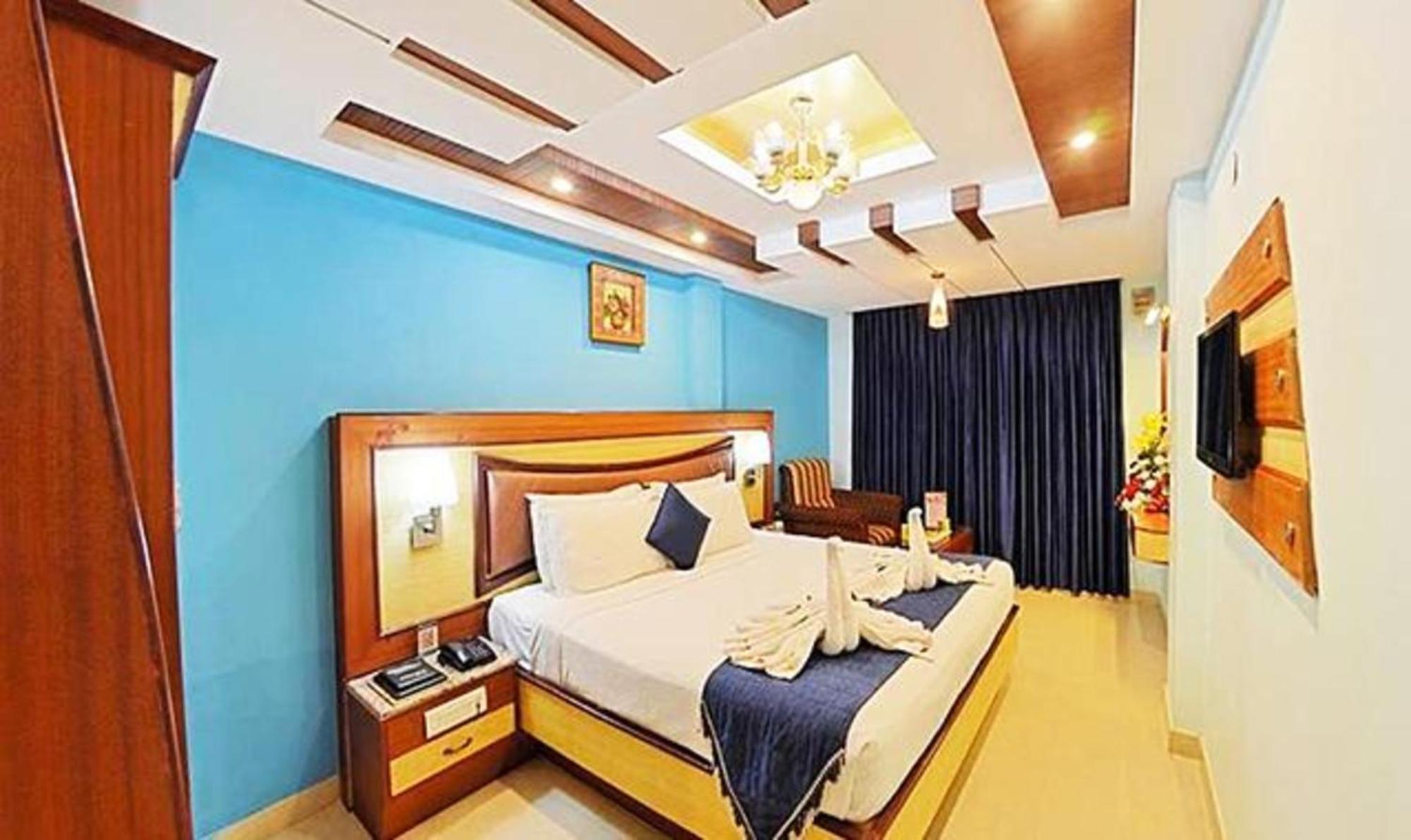 Ponmariresidency Otel Ooty Dış mekan fotoğraf