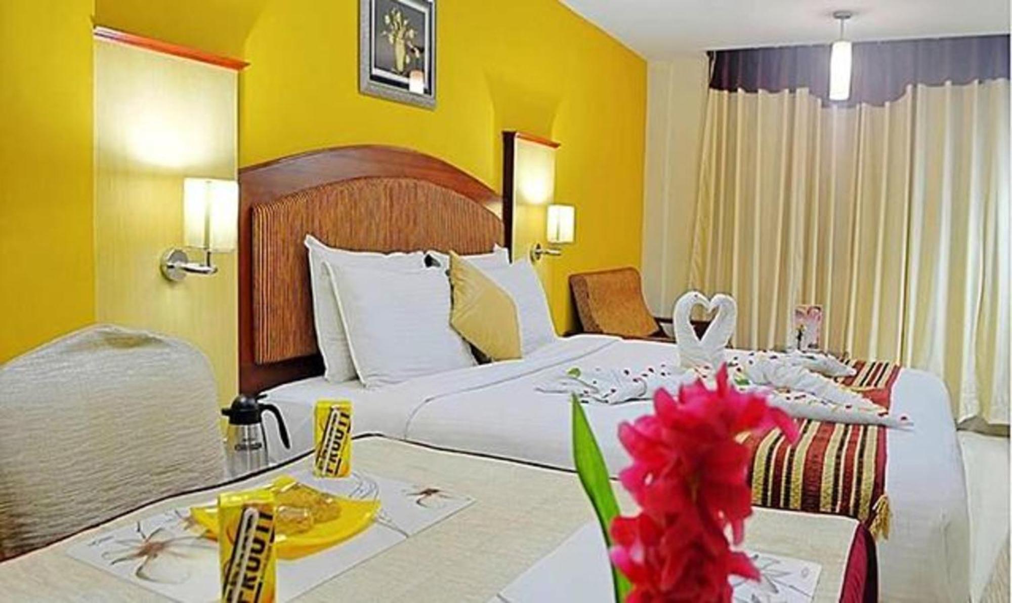 Ponmariresidency Otel Ooty Dış mekan fotoğraf