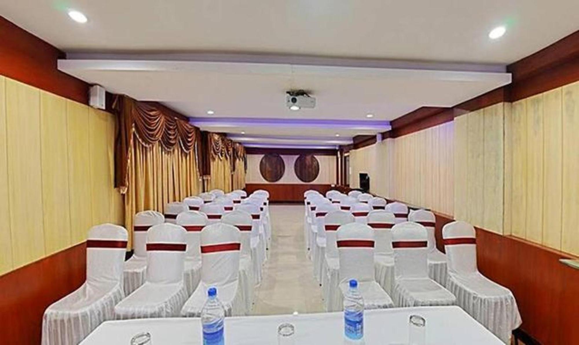 Ponmariresidency Otel Ooty Dış mekan fotoğraf