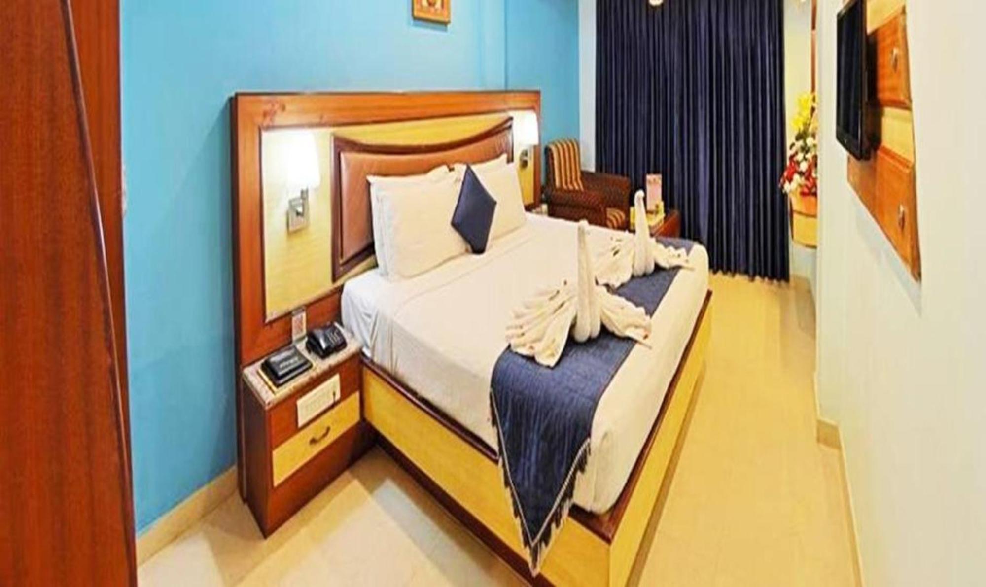 Ponmariresidency Otel Ooty Dış mekan fotoğraf