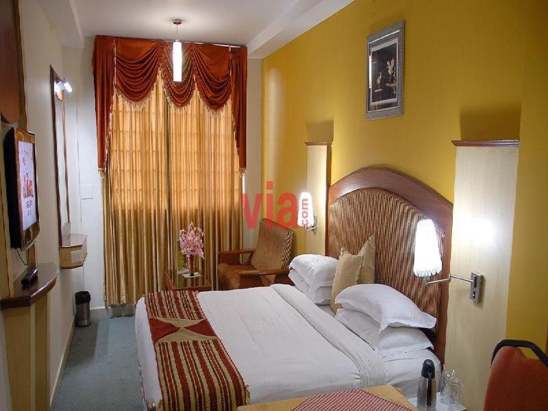 Ponmariresidency Otel Ooty Dış mekan fotoğraf