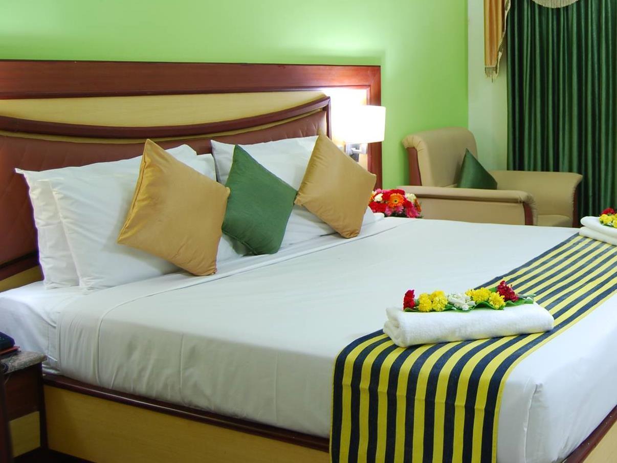 Ponmariresidency Otel Ooty Dış mekan fotoğraf