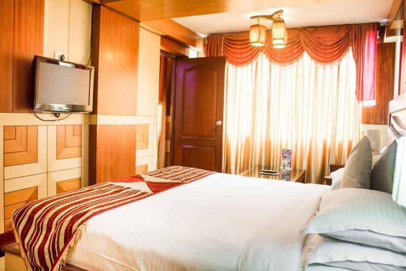 Ponmariresidency Otel Ooty Dış mekan fotoğraf