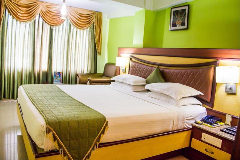 Ponmariresidency Otel Ooty Dış mekan fotoğraf