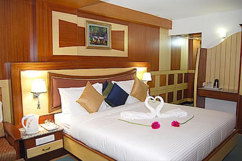 Ponmariresidency Otel Ooty Dış mekan fotoğraf